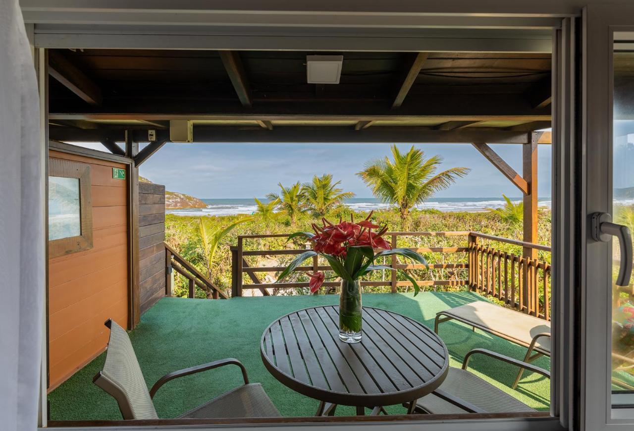 Grajagan Surf Resort Ilha do Mel Quarto foto